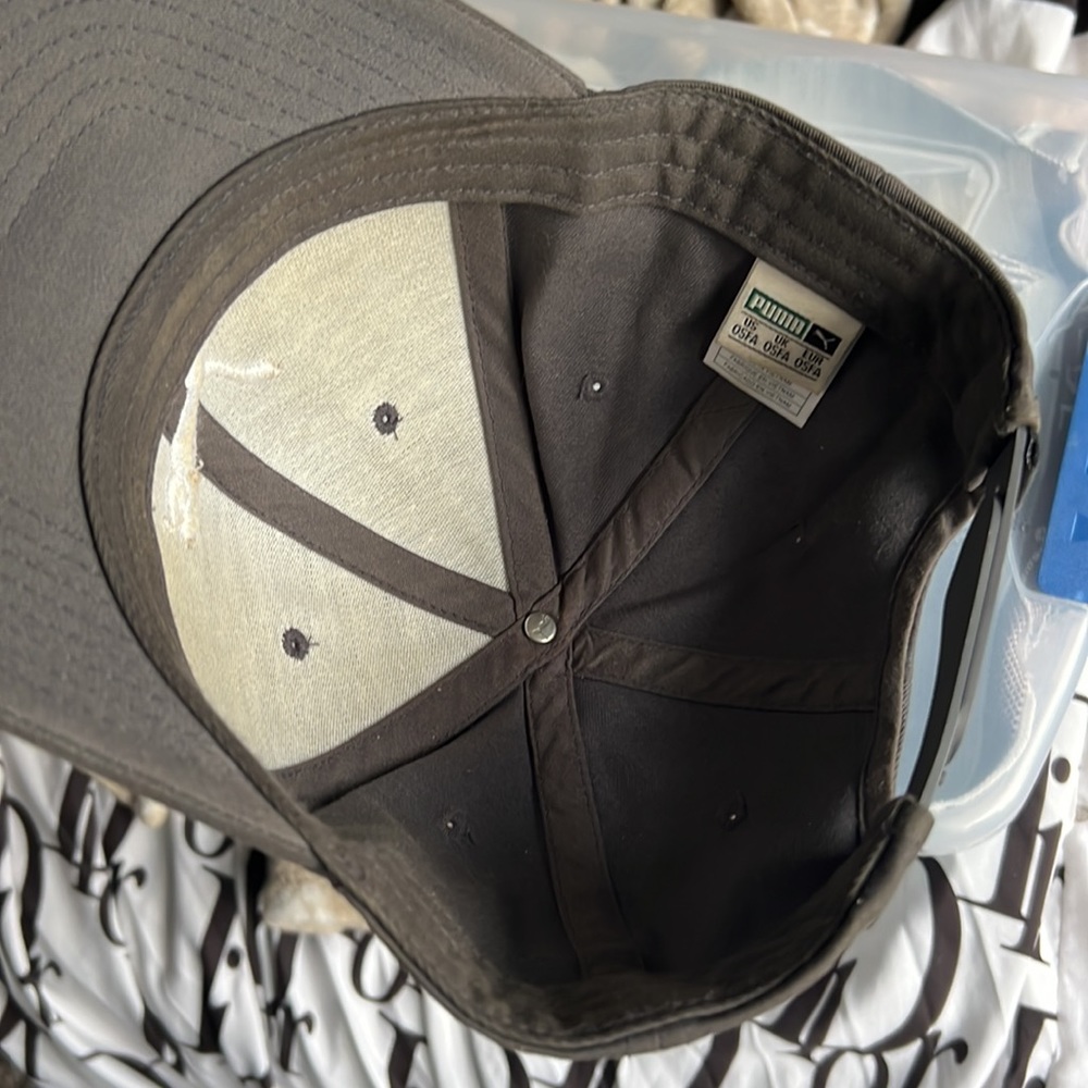 Puma SnapBack hat - Picture 3 of 3